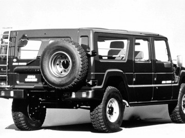 Toyota Mega Cruiser &ndash; W stylu Hummera